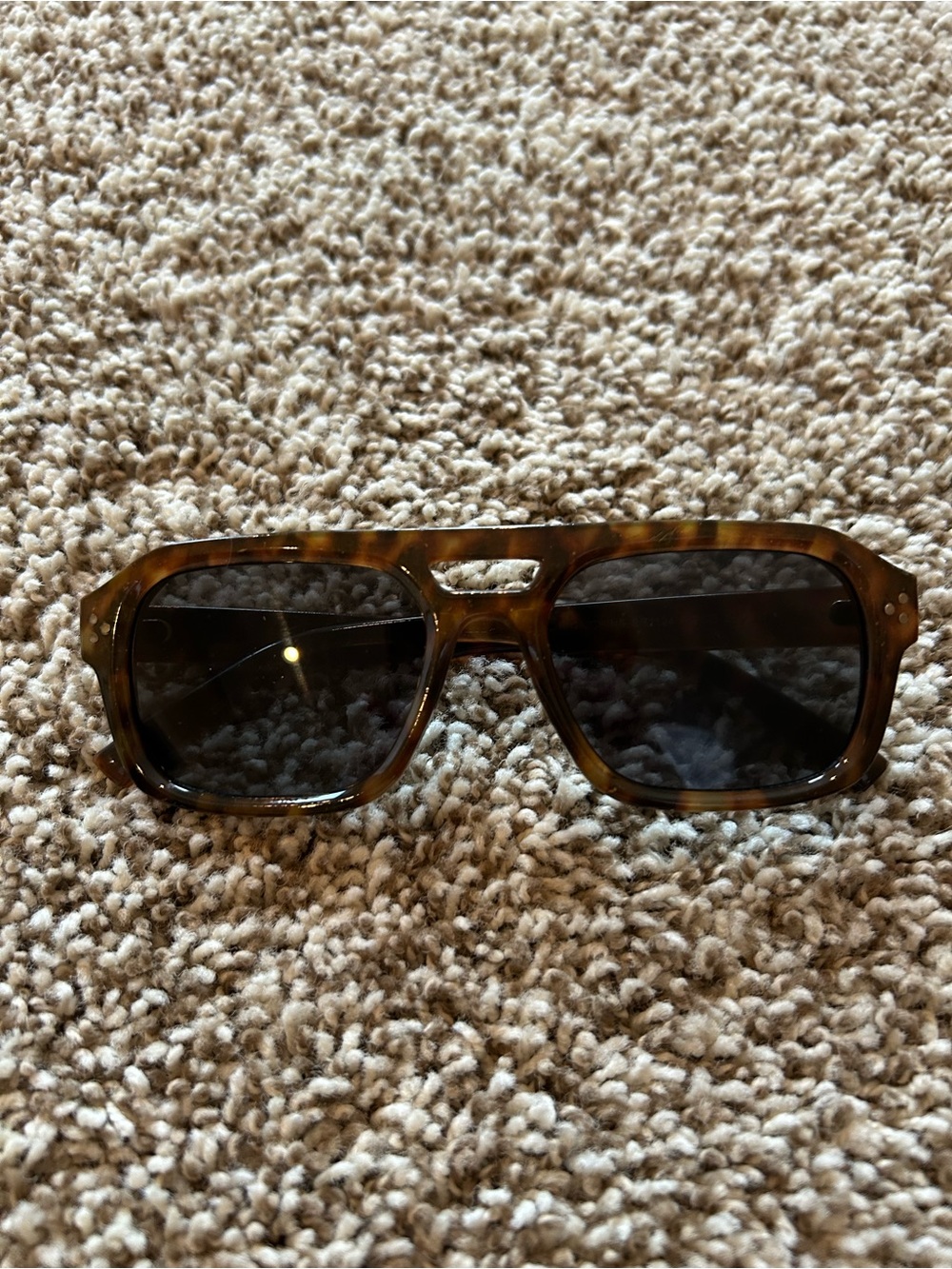 Foster Grant Tortoiseshell Square Sunglasses - Brown Lenses